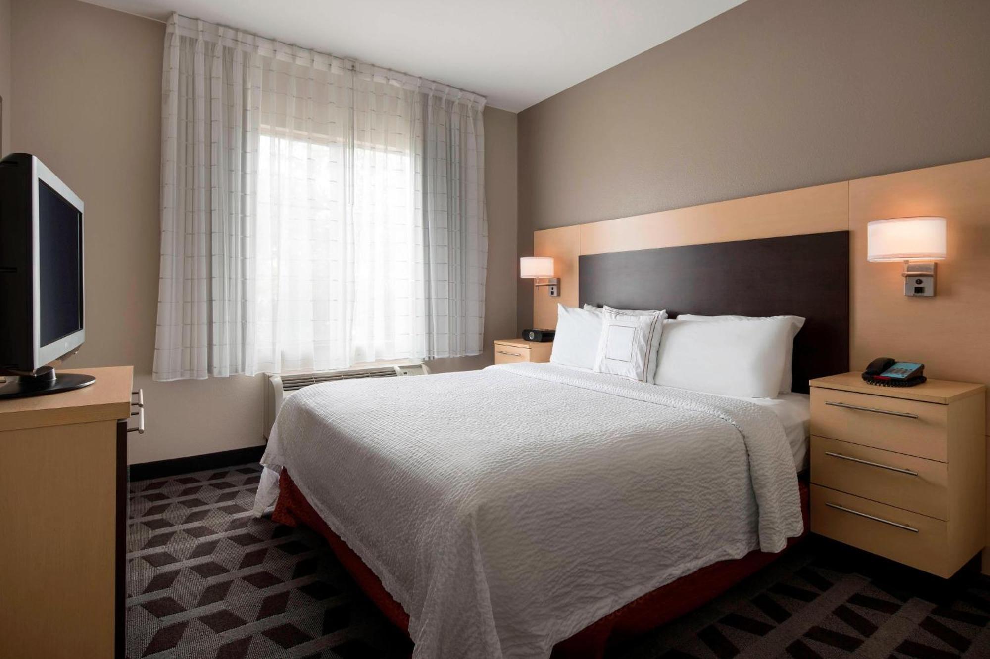 Towneplace Suites By Marriott San Diego Carlsbad / Виста Екстериор снимка