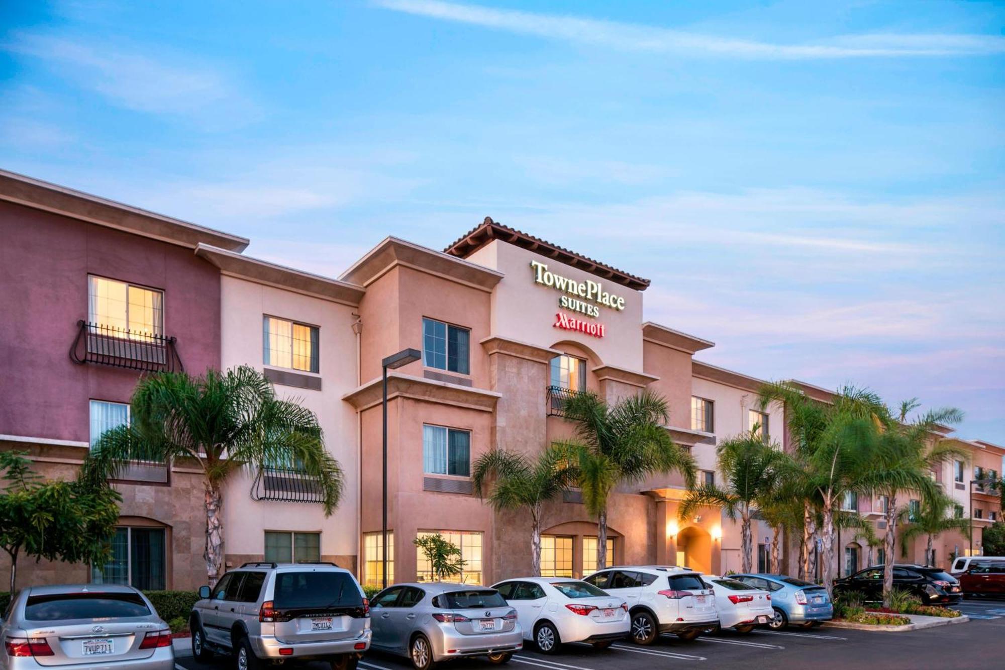 Towneplace Suites By Marriott San Diego Carlsbad / Виста Екстериор снимка