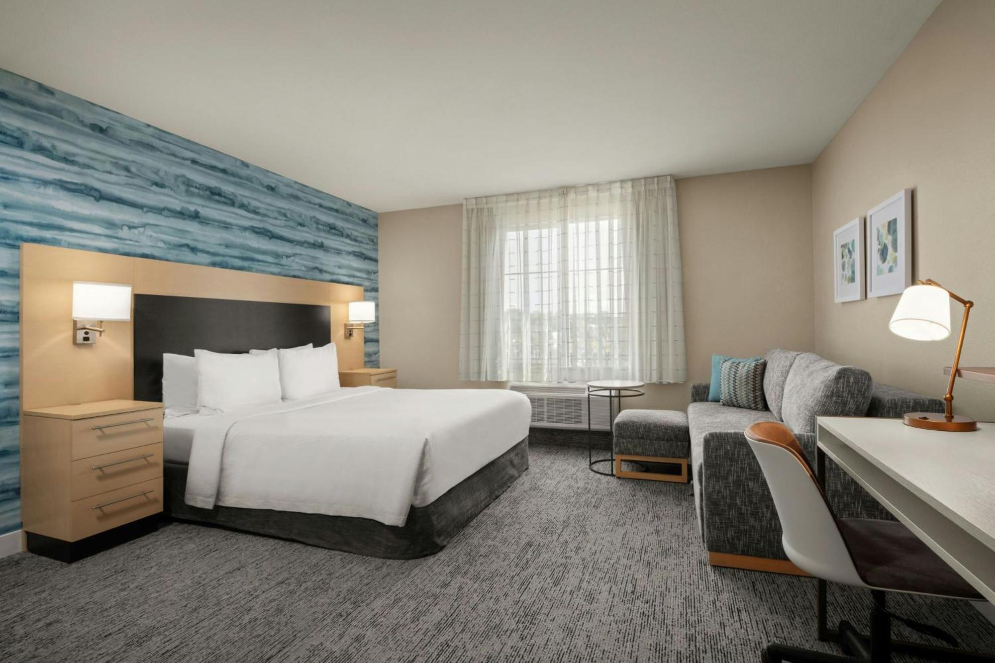 Towneplace Suites By Marriott San Diego Carlsbad / Виста Екстериор снимка