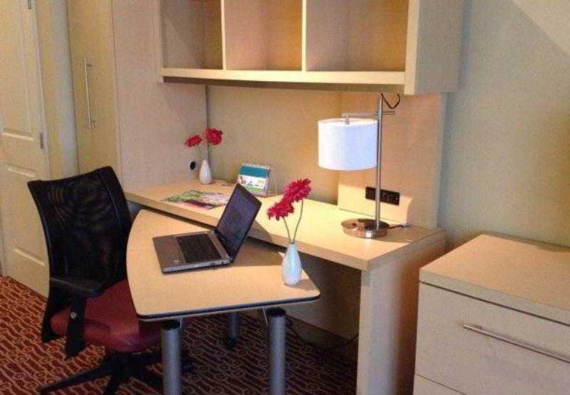 Towneplace Suites By Marriott San Diego Carlsbad / Виста Екстериор снимка